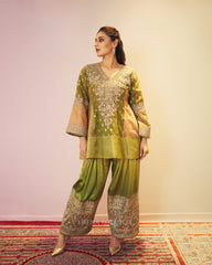 Dhvani bhanushali in Imrozia