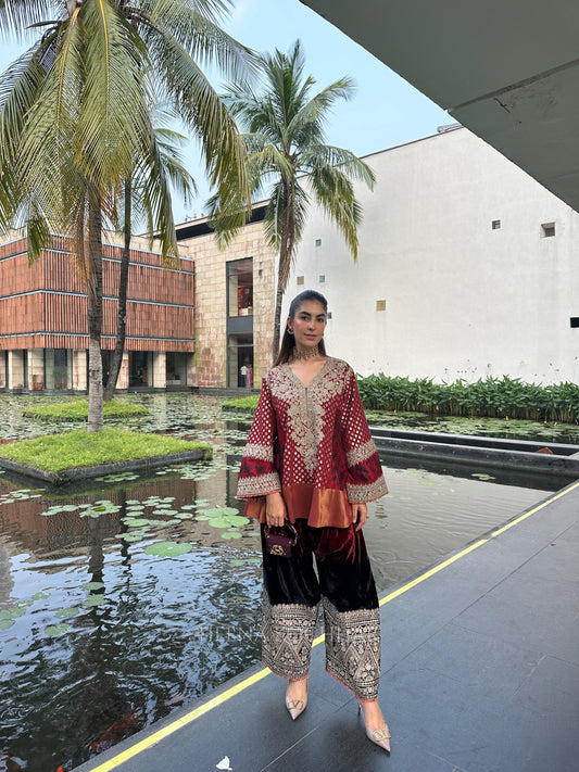 RHEA KAPOOR IN SURKH IMROZIA