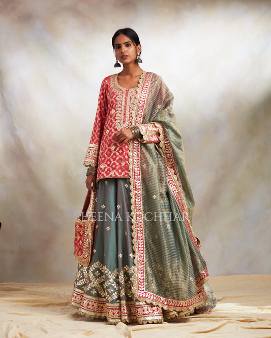 RAZAANAH LEHENGA