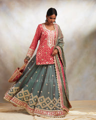 RAZAANAH LEHENGA