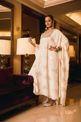 SONAKSHI SINHA IN FRONA