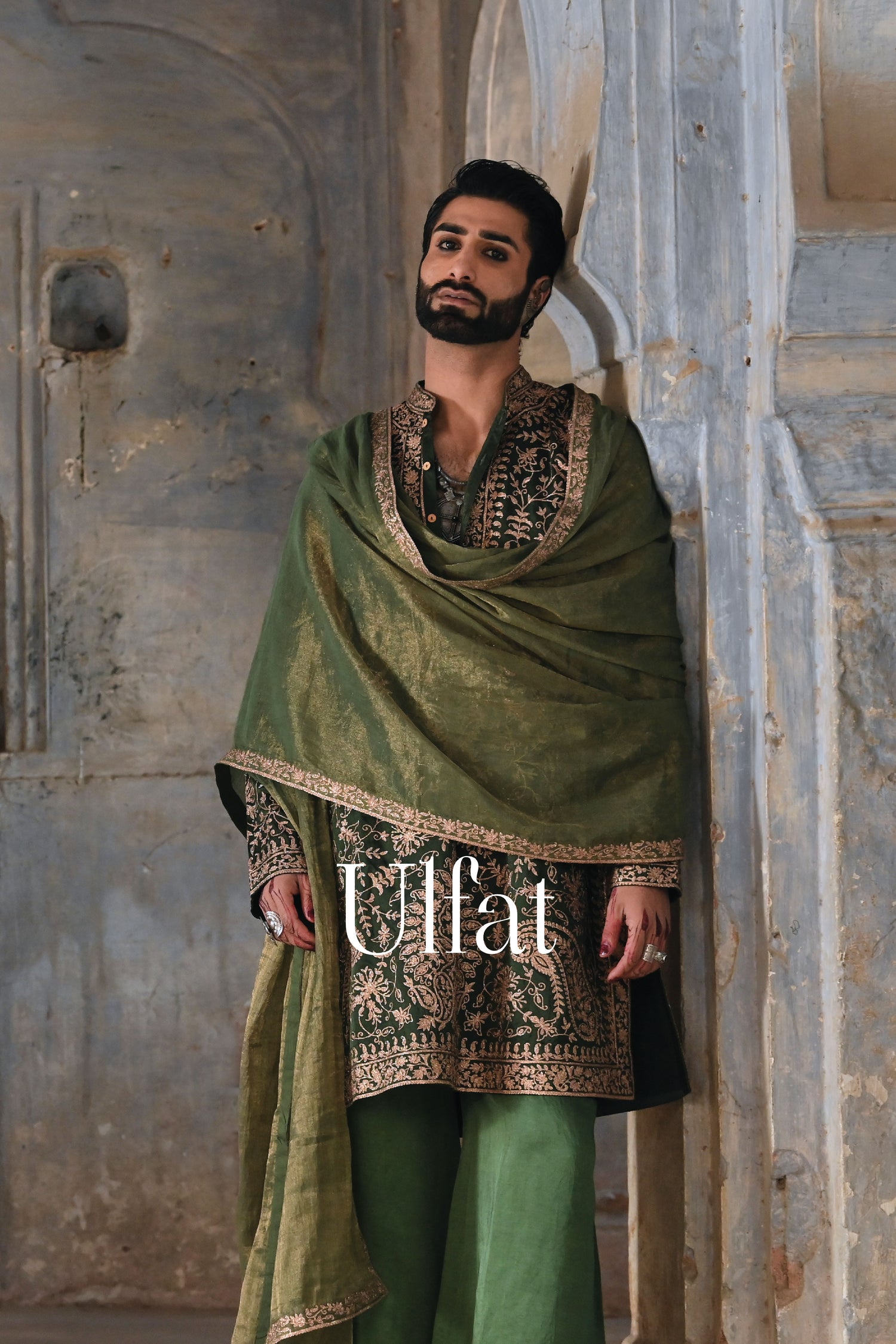 Indian Clothing Stores Online.Indian Clothing Store Online | Indian Dresses online - Heena Kochhar